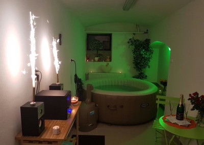 Bazén, vířivka a sauna| Penzion Jitřenka Šumava